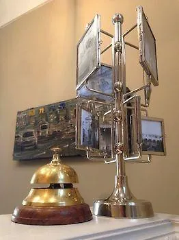 Terrazzani קומיסו